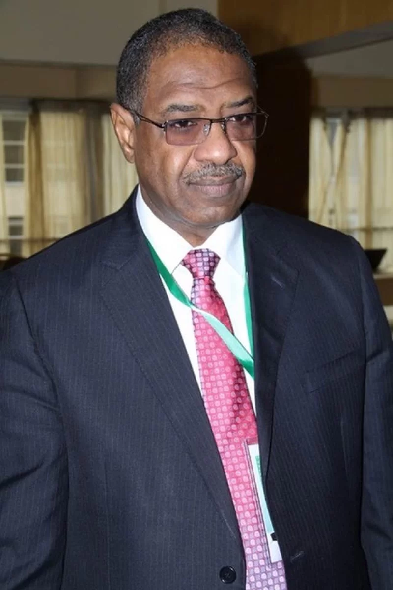 انقسام حول حافز "الشان".. ومطالب بعزل المدير المالي