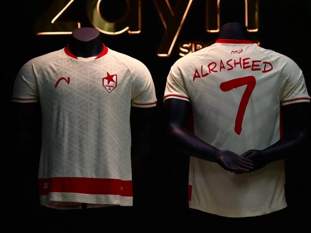 الشركة المنفذة للزي الجديد تعتذر لجماهير المريخ