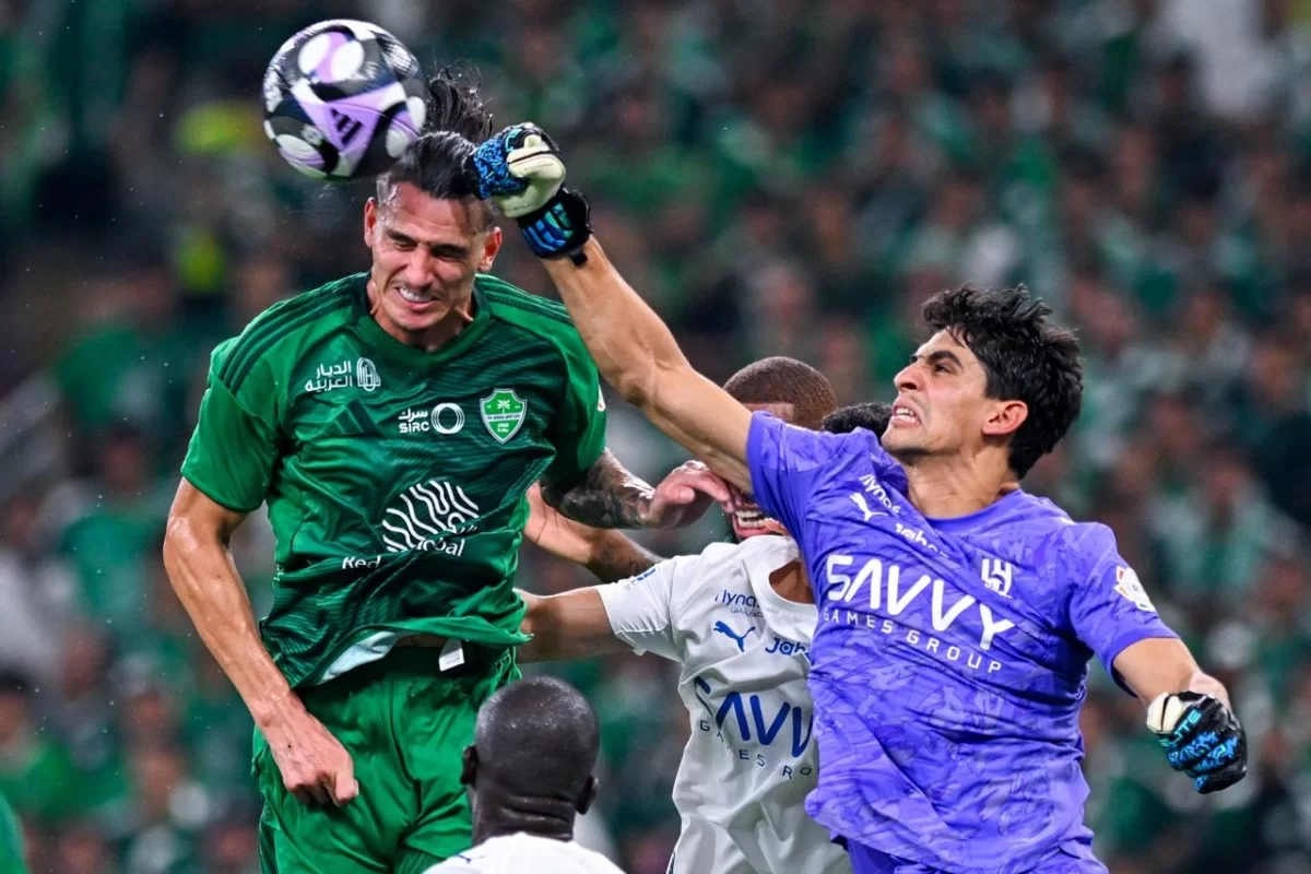 الأهلي يفرض التعادل على الهلال في كلاسيكو الإنماء