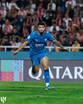 الهلال يهزم ناساف 3-2 ويتصدر مؤقتًا مجموعة الغرب في دوري أبطال آسيا للنخبة