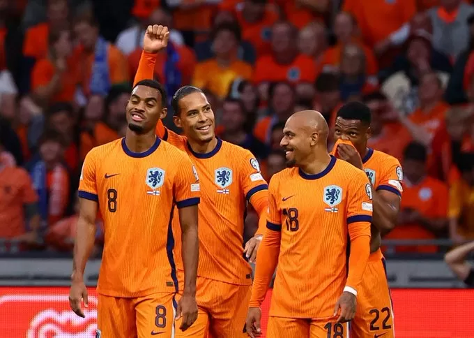 هولندا تقترب من النهائيات برباعية في شباك فنلندا