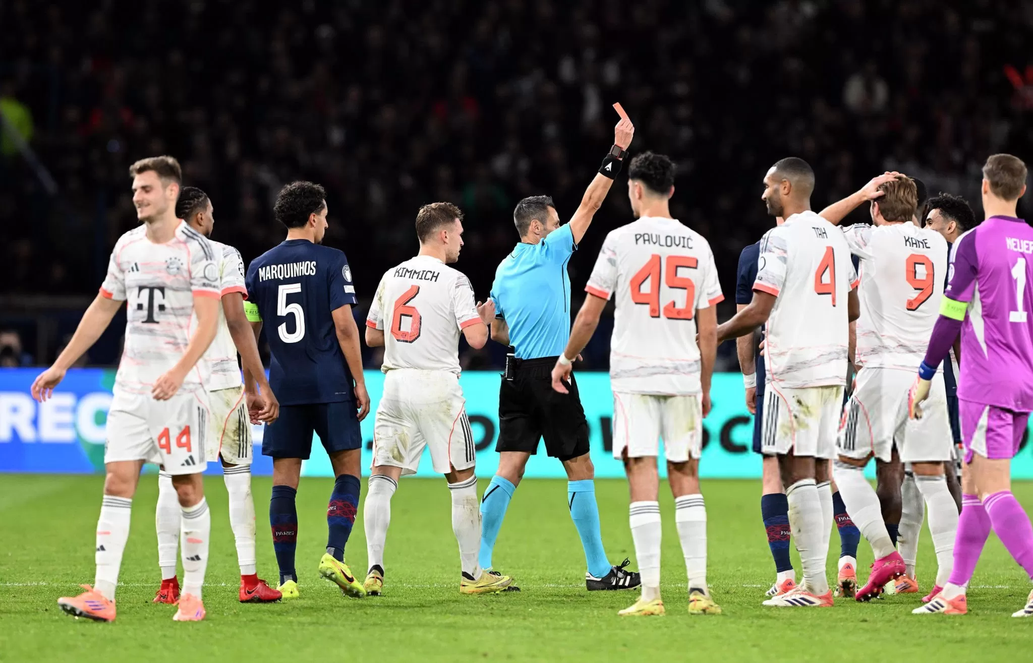 البافاري  يقهر جيرمان  في حديقة الأمراء