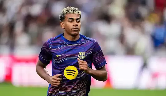 لامين يامال يتصدر قائمة الإهانات على مواقع التواصل الاجتماعي