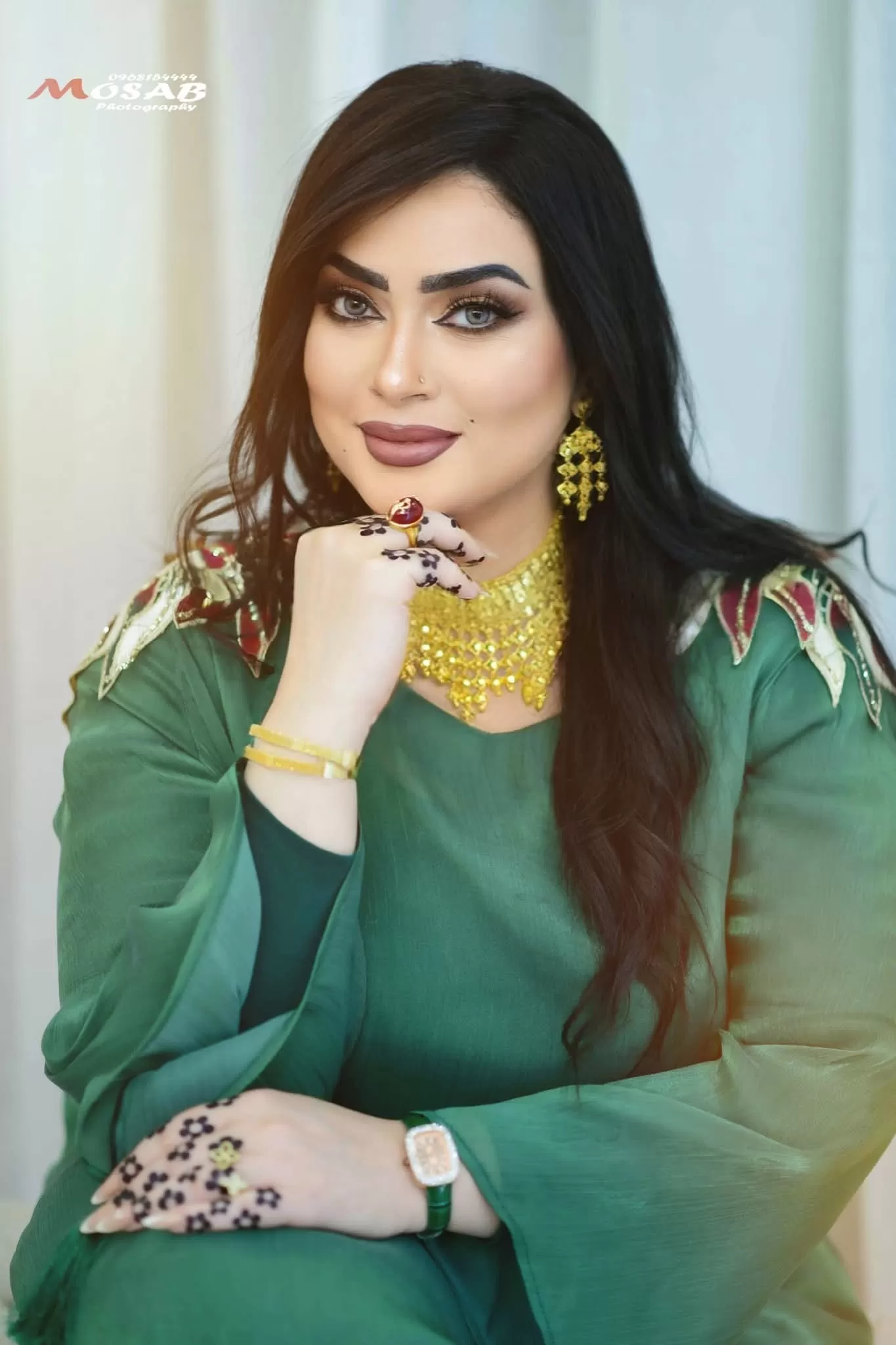 من الإعلانات إلى الأغاني المصرية… مونيكا تبحث عن مجد ضائع