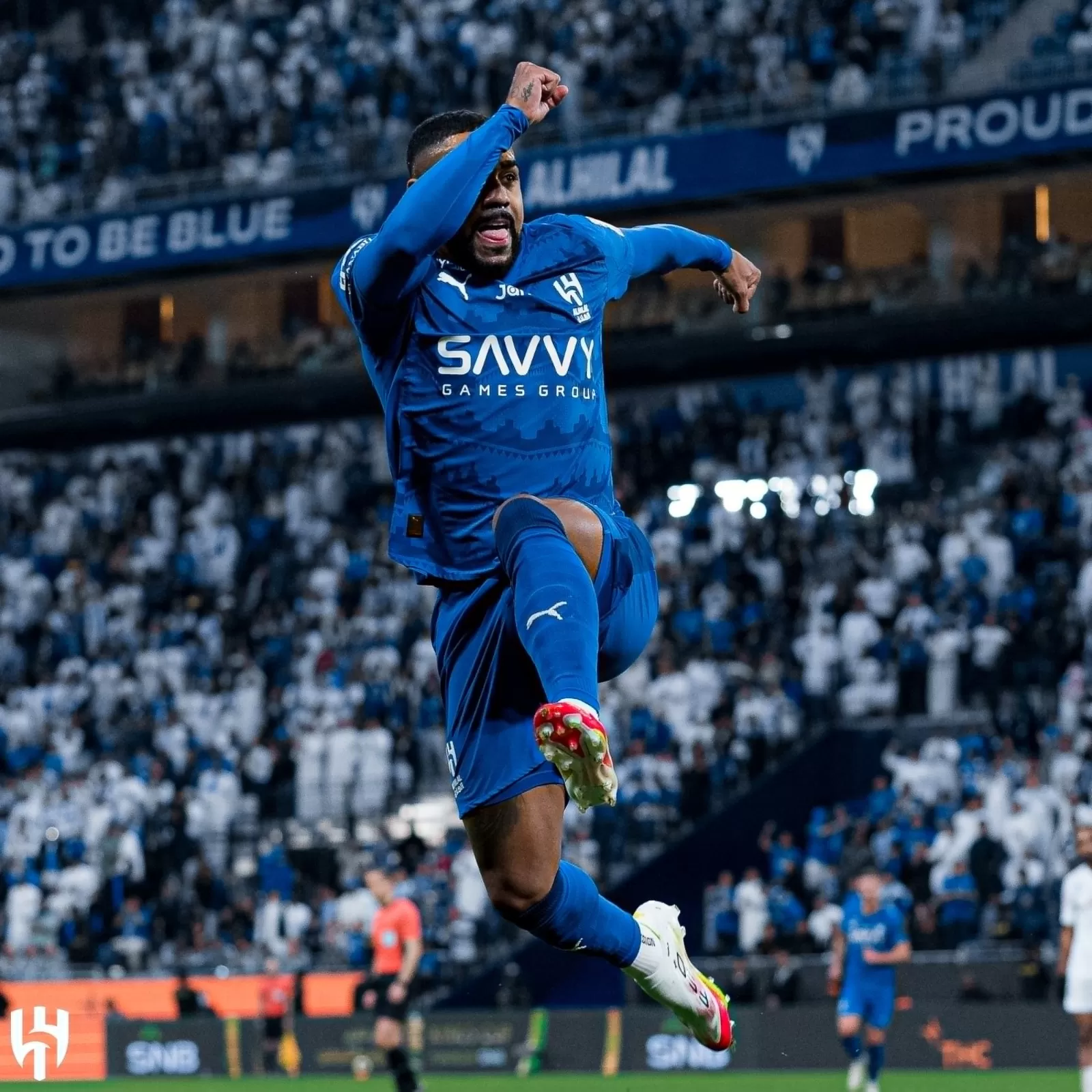 الهلال يكتسح الفتح برباعية ويبلغ المربع الذهبي في كأس الملك