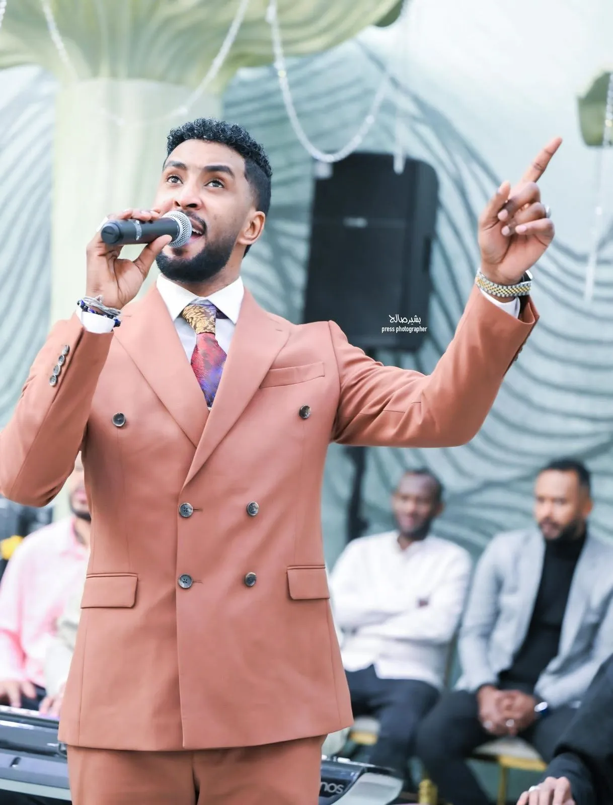 شوبه شوبه.. المولود الجديد للدولي وطاشين