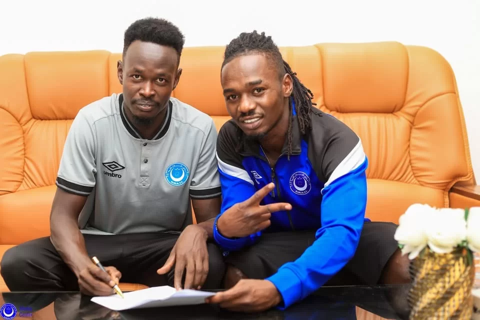 الهلال يمدد عقد مدافعه الطيب عبدالرازق حتى 2027