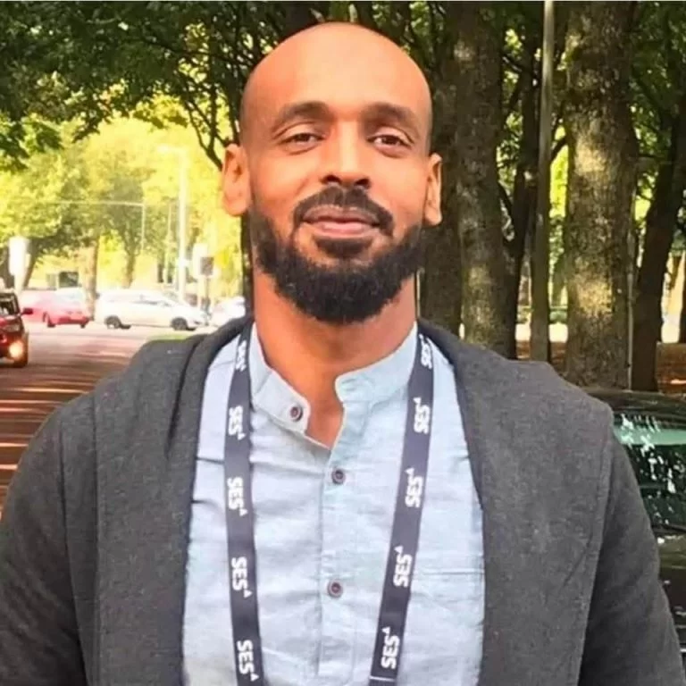 كي بورد ... الطيب علي فرح